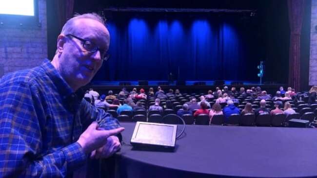 Deaf fan denied captioning accommodation at Montreal Just For Laughs festival