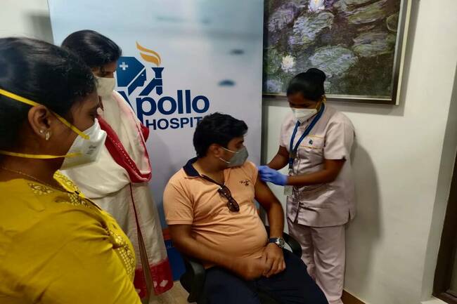COVID-19: Amid vaccine shortages across India, big private hospitals start vaccination for 18-44 years