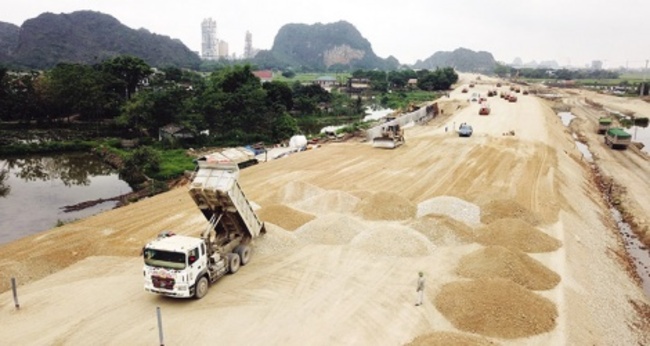 Sắp 'chạm' quy định thưởng vượt tiến độ cho nhà thầu giao thông