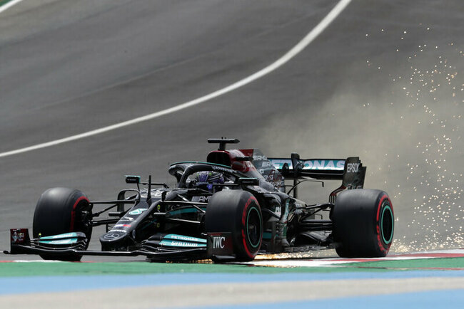 Verstappen leads Hamilton in 3rd practice for Portuguese GP