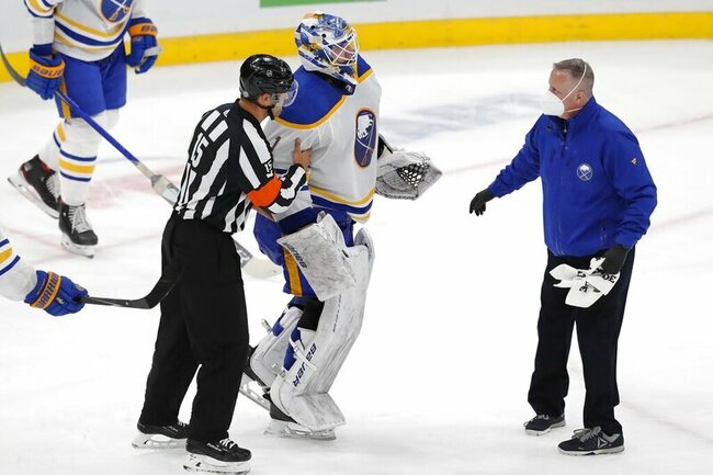 Craig Smith's 3 goals carry Bruins past  Sabres 6-2