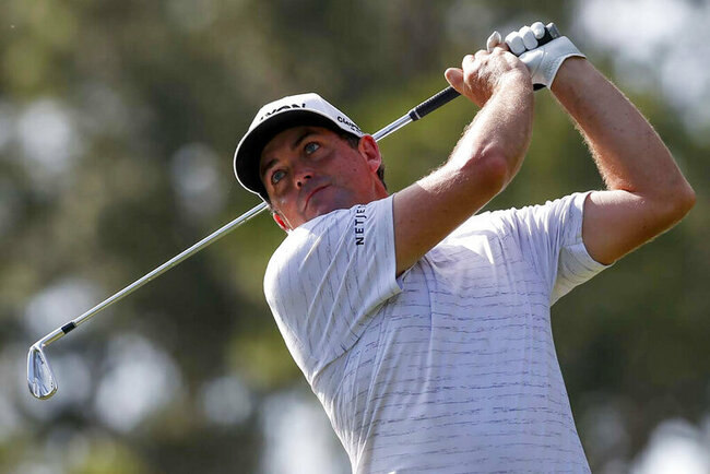 Burns struggles to keep share of Tampa lead with Bradley