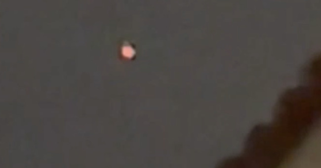 Red Lights Over Huntington Beach, California July 30, 2022, UFO Sighting News.