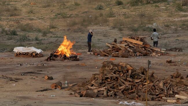 Indian court urges government action as hospitals cry help