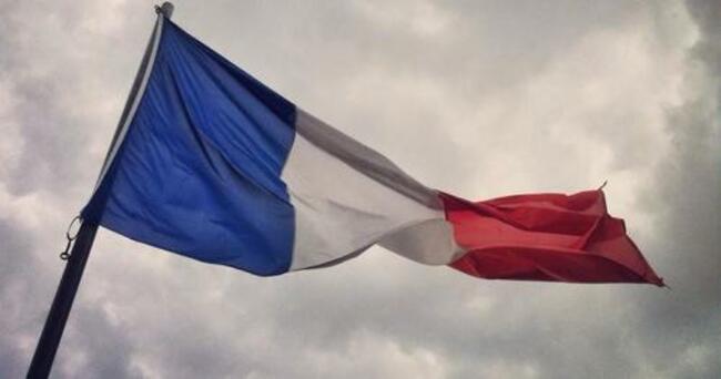 Majority Of French Agree With Military Generals That Nation Is Nearing "Civil War", New Poll Finds