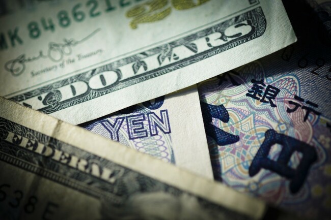 Japan's Jan.-June current account surplus shrinks 63.1 % on trade deficit