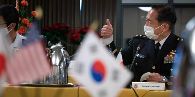 Japan and US generals warn against unilateral change in East China Sea