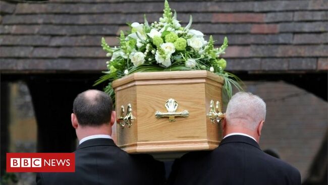 Covid-19: No limit at funerals in England from 17 May