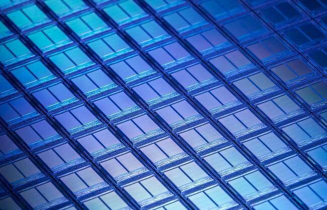 Intel to invest billions in chip fabrication, R&D in Israel