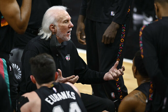 Embiid, Sixers escape short-handed Spurs in OT, 113-111