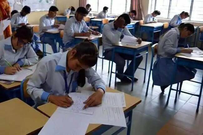Gujarat: Summer vacation for schools from May 3 to June 6; new academic session to start next month