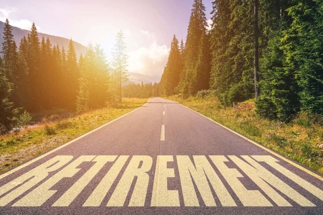 Retirees: Build a 2nd Pension With These 2 Reliable Stocks