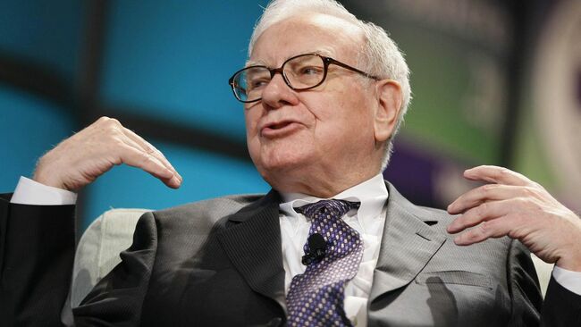 Robinhood Slams Buffett And Munger For 'Insulting A New Generation' Of Investors