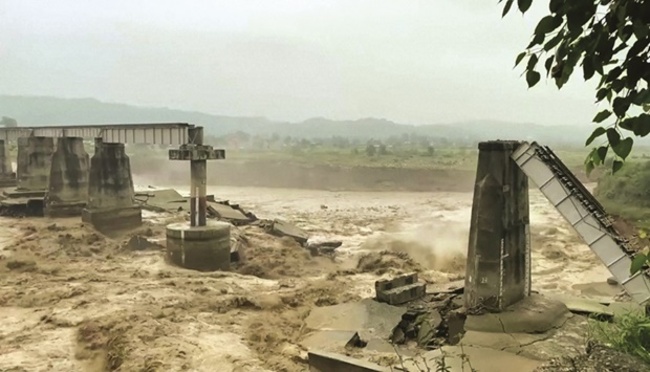 Monsoon fury wreaks havoc across India