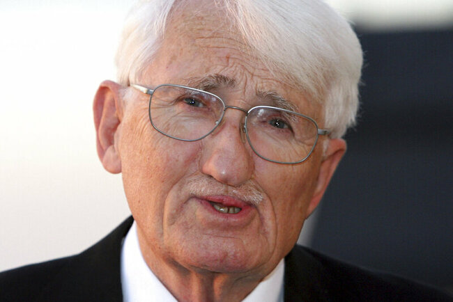 UAE organizers 'regret' philosopher Habermas' prize refusal
