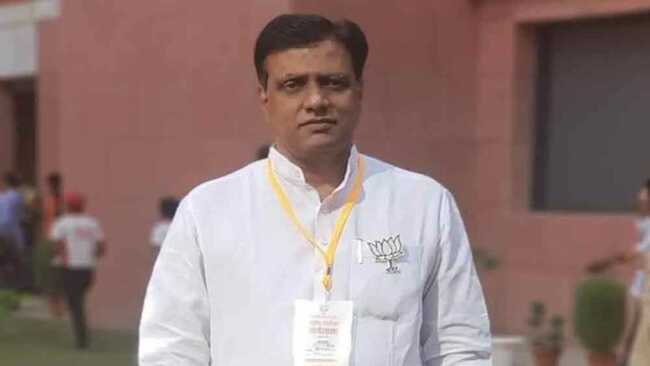 Telangana: BJP slams TRS over slippers row, says respecting elders "inherent culture of party"