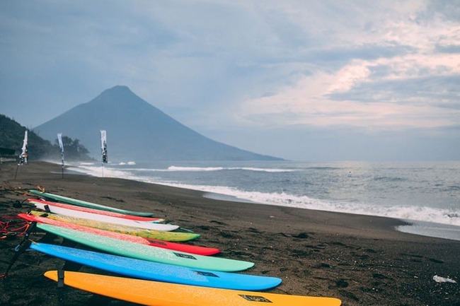 A guide to the best spots to surf in Japan