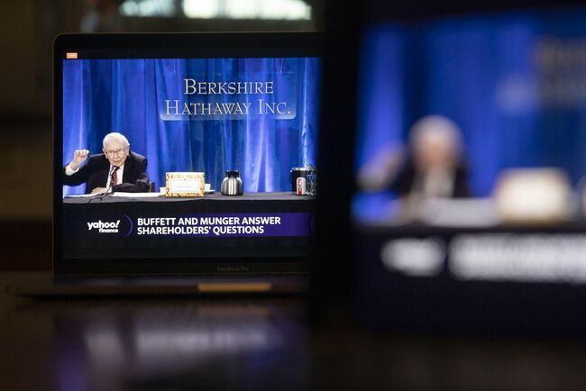 Buffett Hold Court On The Markets, Crypto And Index Funds