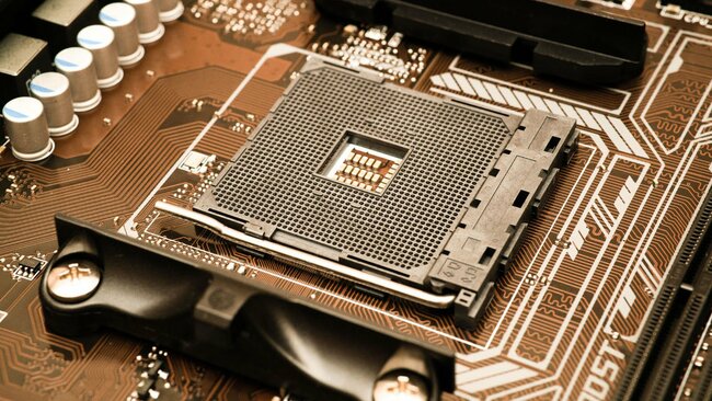 Two Ways to Invest in the 'Tiny Engines' That Power the Economy