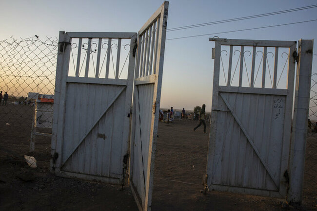 Refugee doctor chronicles Tigray's pain as he treats it
