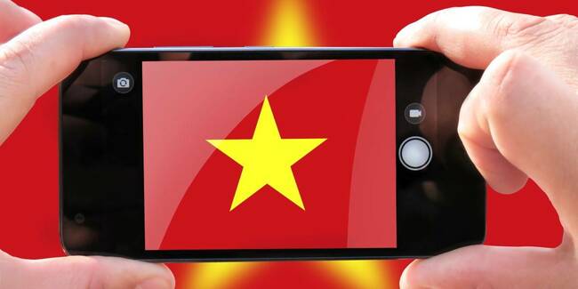 Vietnam thanks Samsung for all its help, asks for more to go beyond mere manufacturing