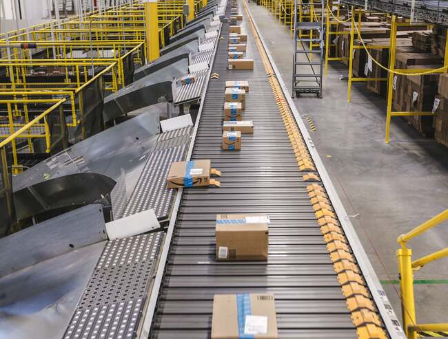 Amazon Shows How E-Commerce Is Still Booming