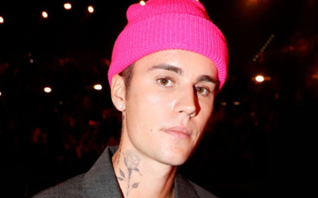 Justin Bieber taking a break from world tour amid rare neurological disorder diagnosis