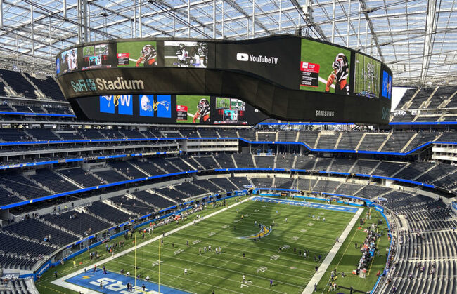 Christmas in September: NFL Kickoff 2022 shootaround