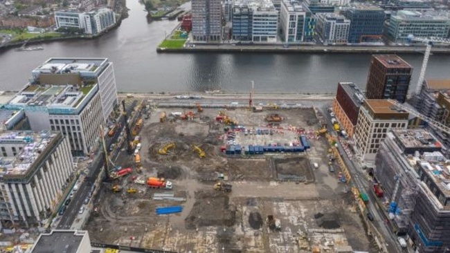 Refuse Johnny Ronan---s docklands apartment scheme, say council planners