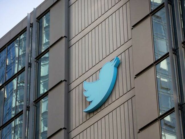 Twitter bolsters subscription plans with ad-free news