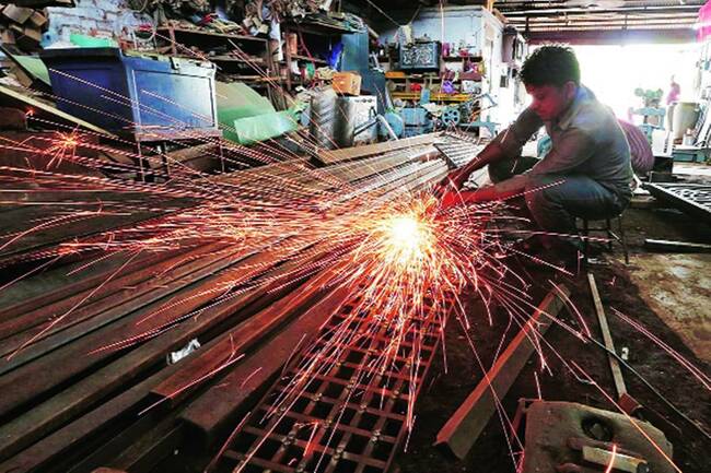 Pune region reports drop in industrial production
