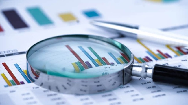 2 Top Growth Stocks That Are Part of Cathie Wood's Portfolio