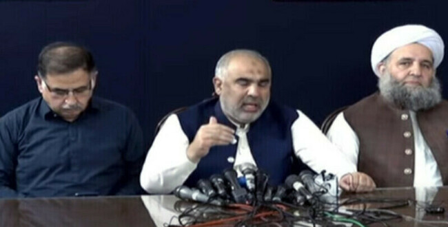 PTI lambastes govt for 'using religion to instil hatred' against Imran