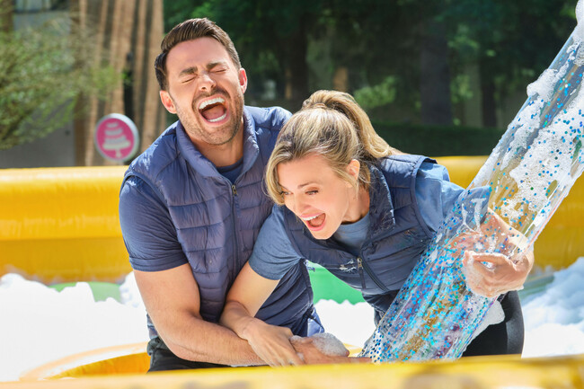 'Wedding Of A Lifetime' Hallmark Movie Premiere: Trailer, Synopsis, Cast