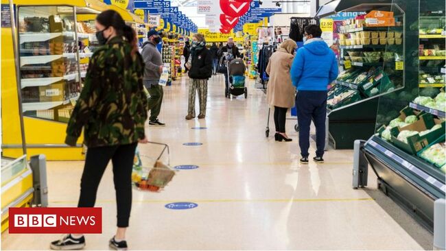 People return to supermarkets as online sales slow