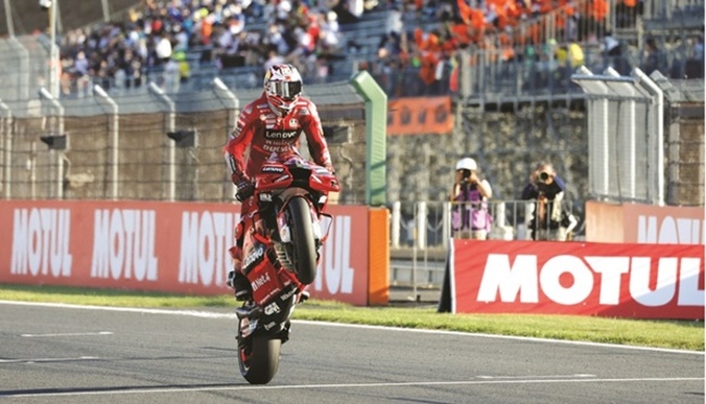 Miller claims Japanese GP as title contenders suffer