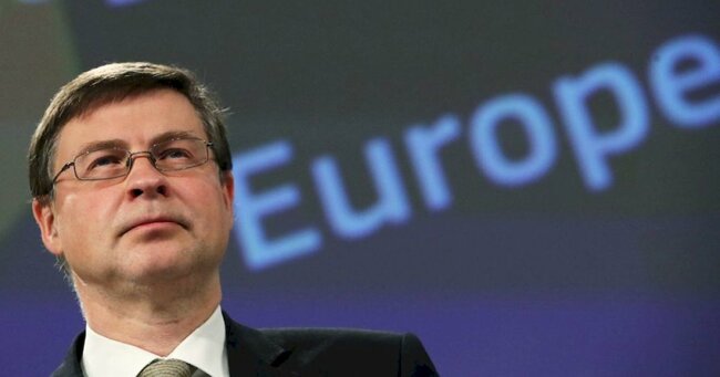 EU beefs up powers to control China investment