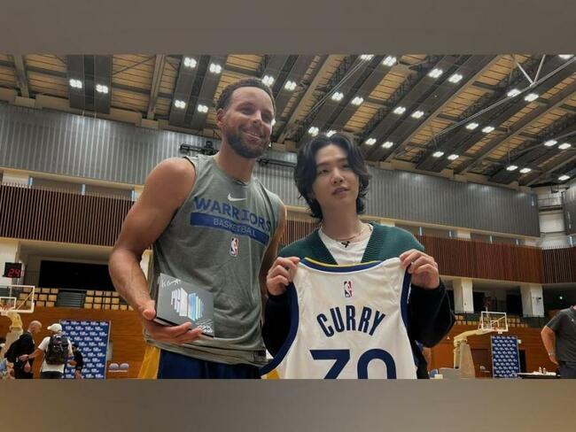 BTS's SUGA and Stephen Curry have finally met!