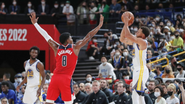 Basketball: Curry sparks Warriors to win over Wizards in Japan