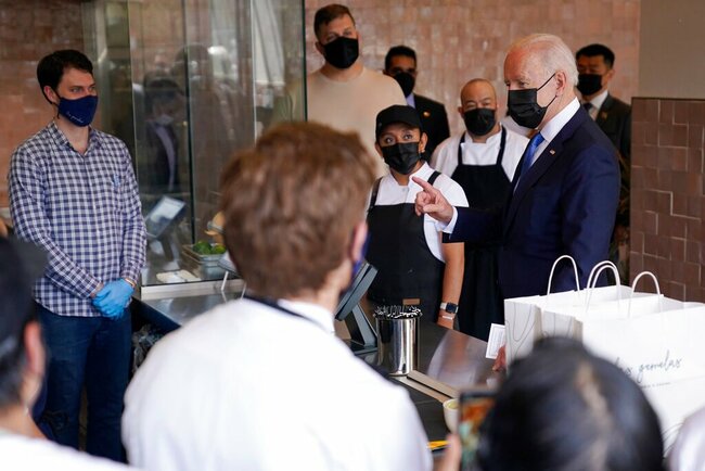 Biden, on taco run, touts restaurant relief program