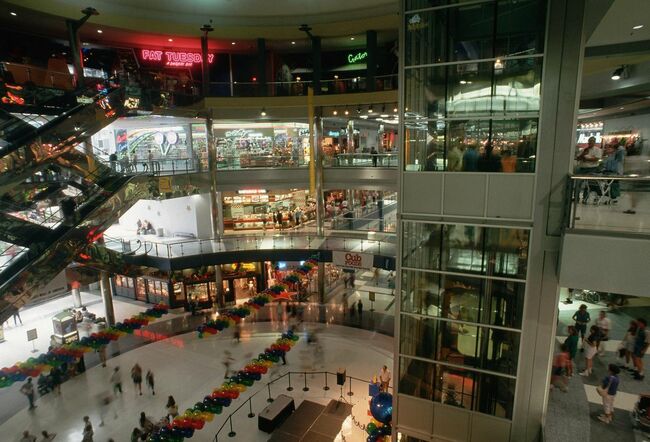 Malls, Needing A Comeback, Replace Anchors With Immersive Experiences