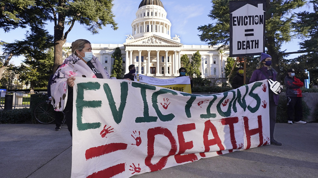 Judge Strikes Down Federal Eviction Moratorium, Setting Up High Stakes Appeal