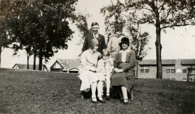 Dodson Family Photos Give Glimpse Into Life On Cameron Hill