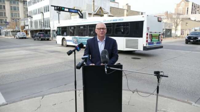 Gillingham calls for redevelopment of Winnipeg's Graham Avenue transit corridor